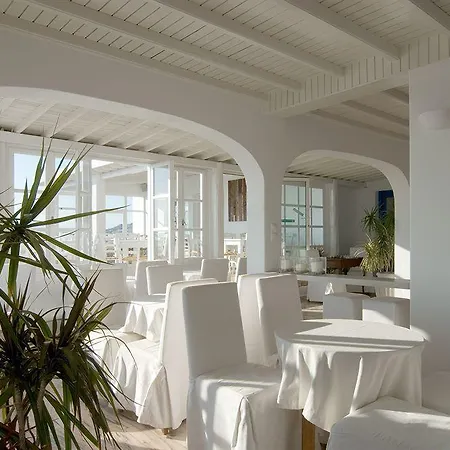 Rochari Hotel 4*