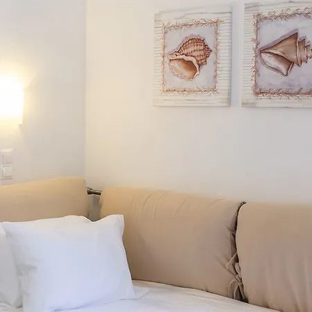 Rochari Hotel 4*