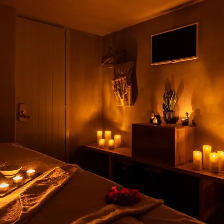 Szálloda Rochari 4*